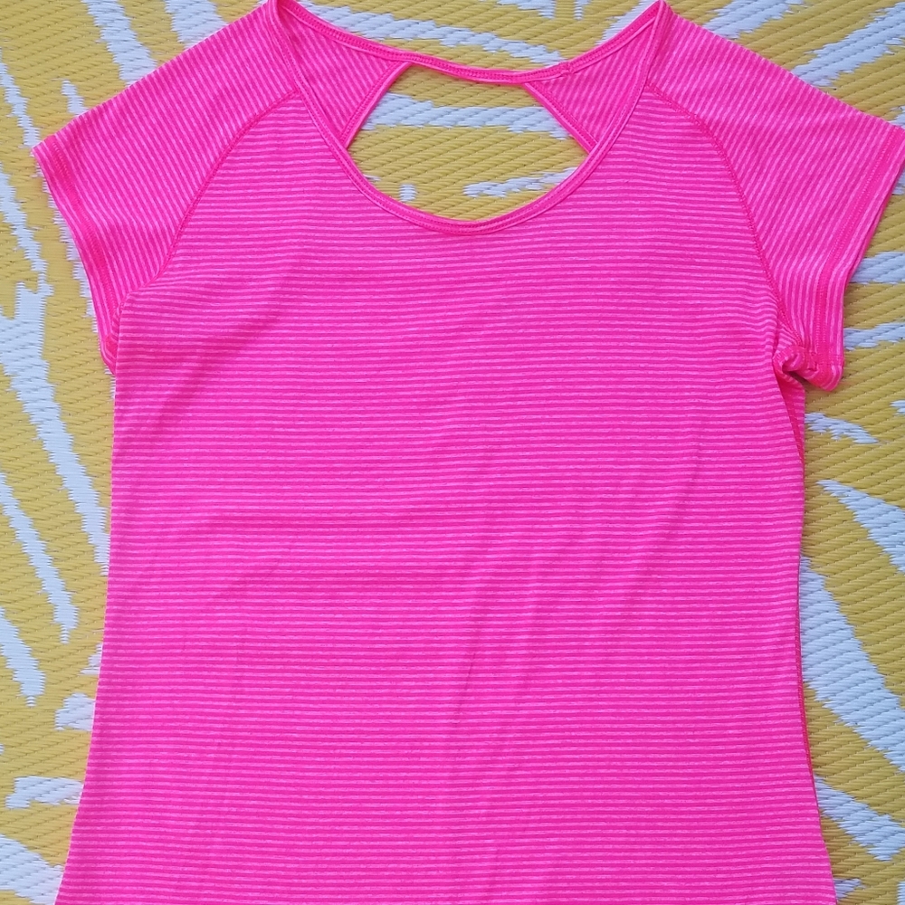 Champion athletic top striped Pink keyhole Cutout Women's size L Workout EUC
